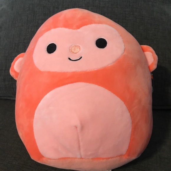 Squishmallows Accessories - NWT Squishmallow Elton 8”